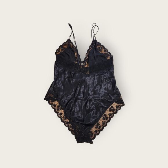 Vintage 90s Victoria's Secret gold label black lace tie front detail bodysuit - Picture 2 of 4